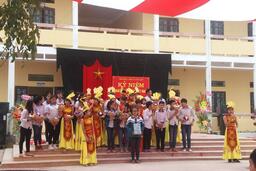 Trường THCS Tân Lập long trọng tổ chức hội diễn văn nghệ chào mừng 36 năm ngày nhà giáo Việt Nam